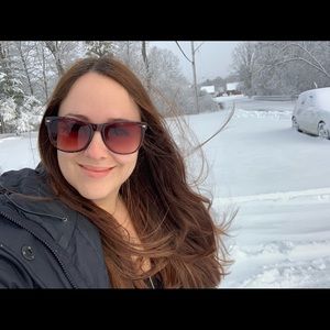 Meet your Posher, Amanda